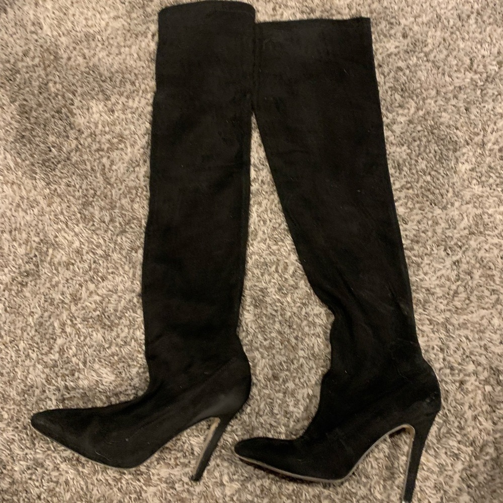 Women’s Knee High Heel Boot
